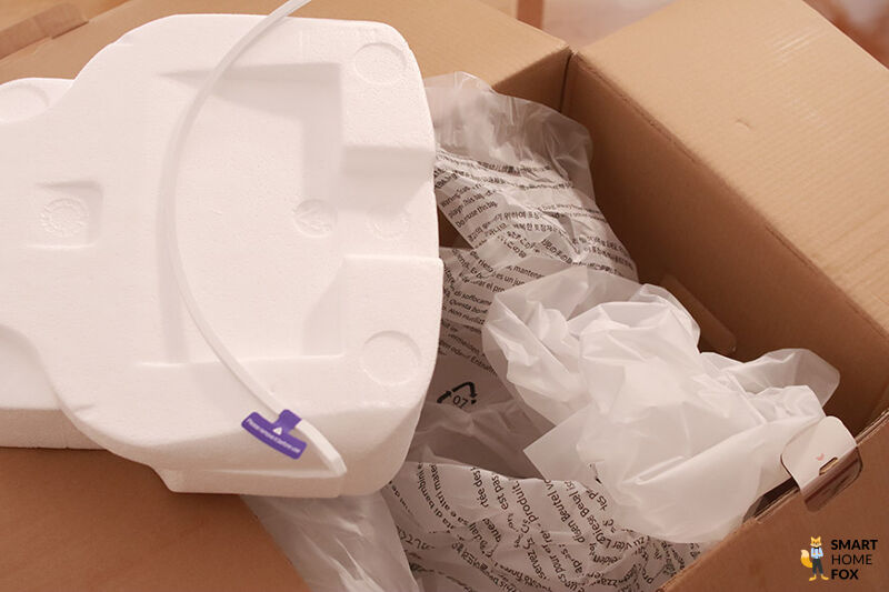 Verpackungsmüll des Narwal Freo X Ultra ist zu sehen.